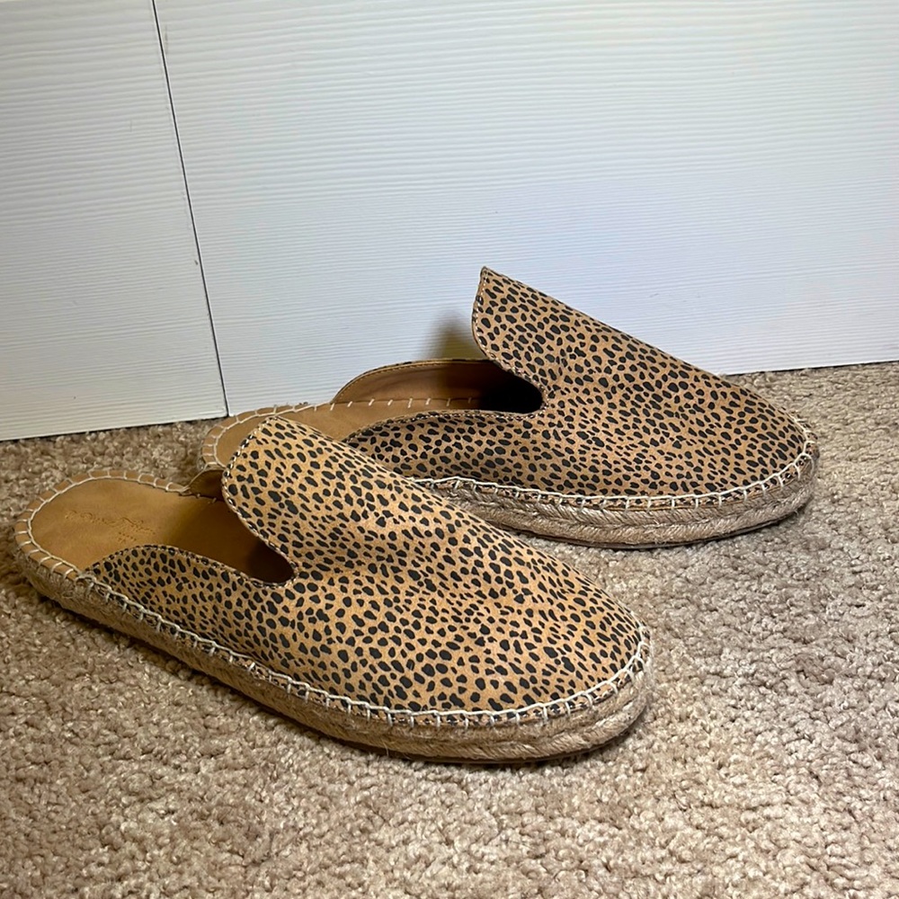 Clara Espadrilles Universal Thread, Leopard Print Size 8.5